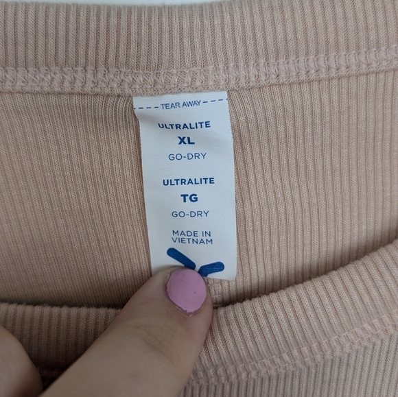 Active Top - Picture 3 of 4